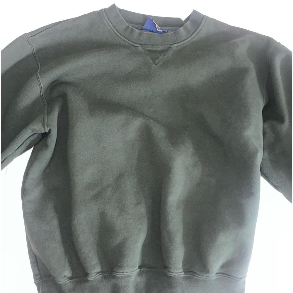 Green pull over sweater